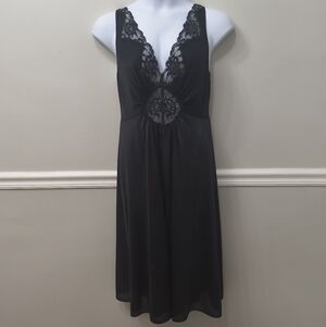 Vtg. Vanity Fair Slip Dress Nightgown Black XL Black Witchy Dark Romantic Gothic